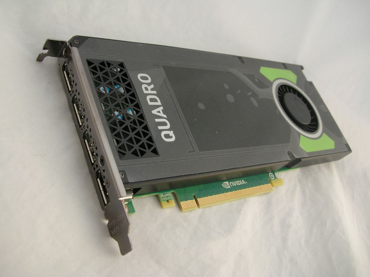 pcidv.com/quadro M4000һ48GԿmosaicƴӿ